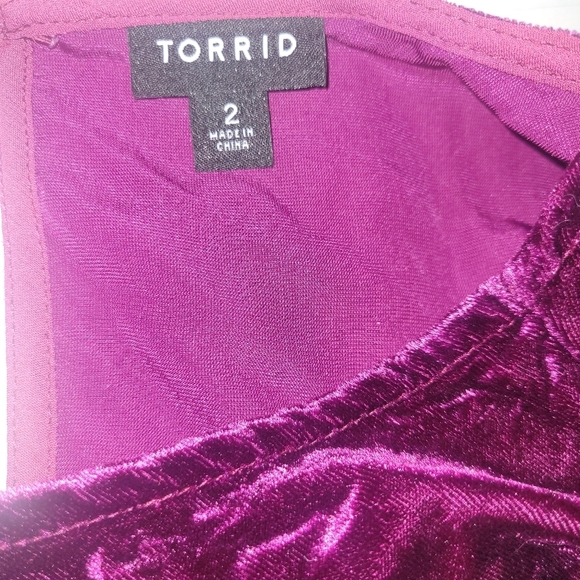 Torrid Plum Colored Velour Short Puff Sleeve Top 2 - Picture 7 of 7